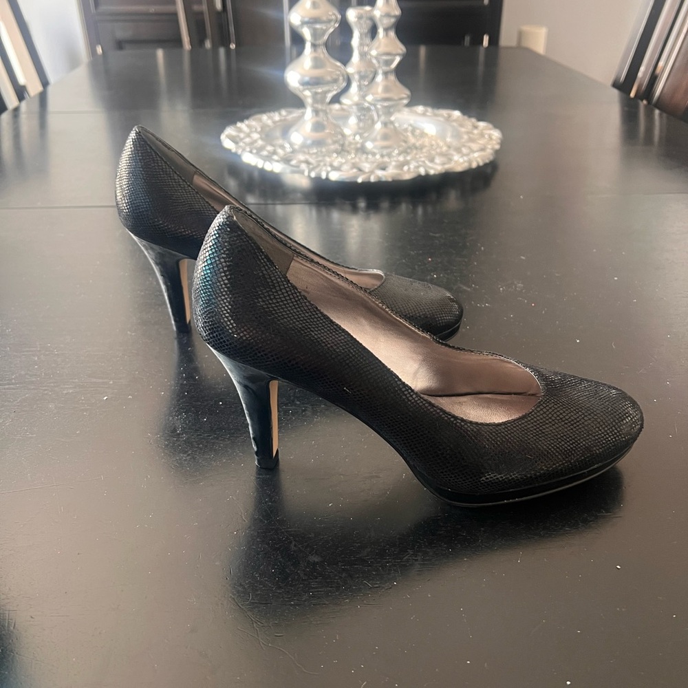 Anne Klein Black Textured Heels - Picture 2 of 5